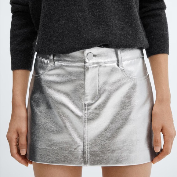 NWT MANGO Metallic leather-effect mini-skirt - Picture 5 of 11